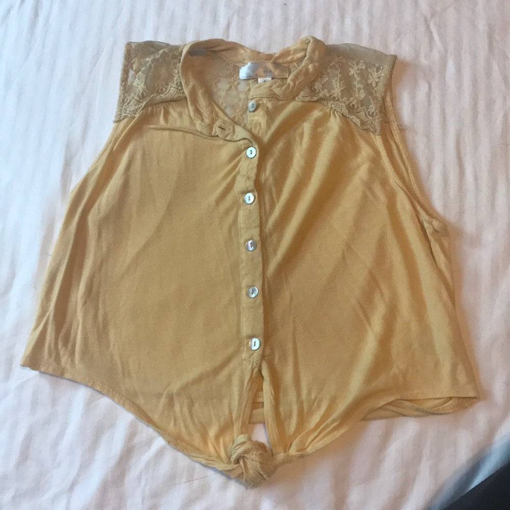 Crop top